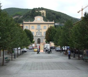 San_Giuliano_Terme,_piazza_Italia